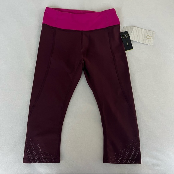 Lululemon Tight Stuff Crop Bordeaux Raspberry Size 4 - Picture 8 of 9